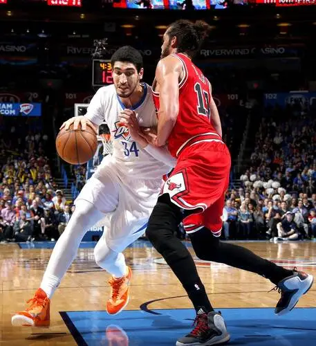 Enes Kanter Wall Poster picture 715810