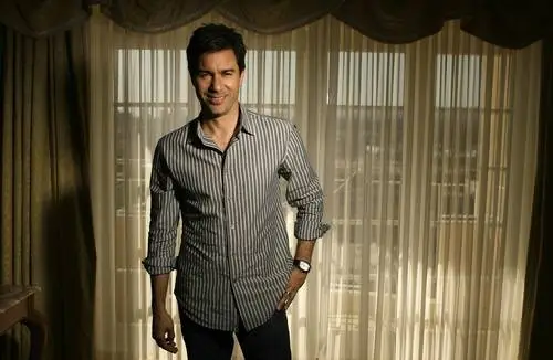 Eric McCormack Wall Poster picture 521118