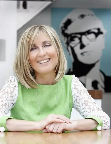 Fiona Phillips Wall Poster picture 356423