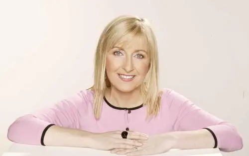 Fiona Phillips Wall Poster picture 356431