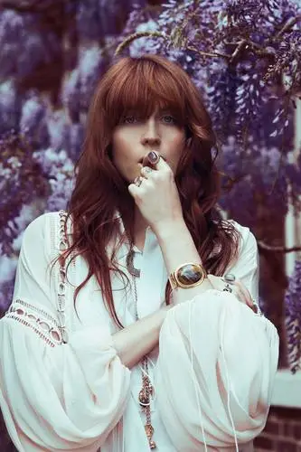 Florence Welch White T-Shirt - idPoster.com