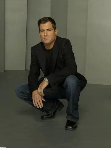 George Eads Men's Colored  Long Sleeve T-Shirt - idPoster.com
