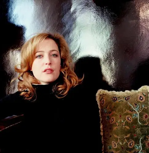Gillian Anderson Computer MousePad picture 628940