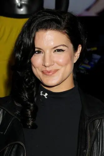 Gina Carano Wall Poster picture 233370
