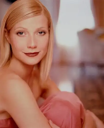Gwyneth Paltrow Computer MousePad picture 638293