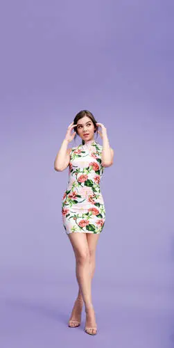 Hailee Steinfeld Computer MousePad picture 638634