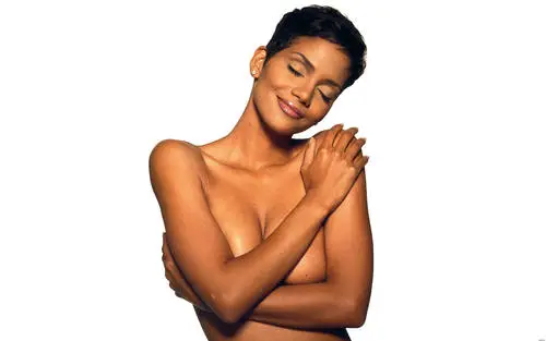 Halle Berry Computer MousePad picture 435466