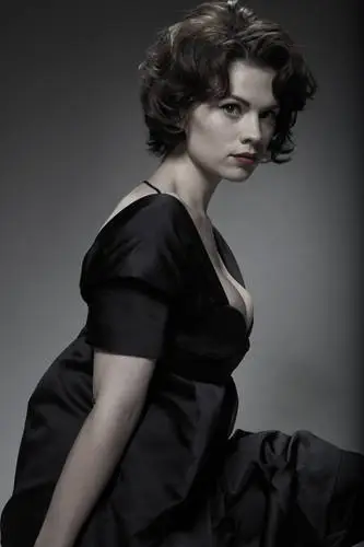 Hayley Atwell Computer MousePad picture 642144