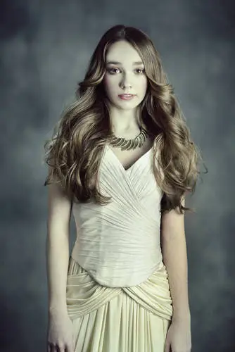 Holly Taylor Wall Poster picture 440837
