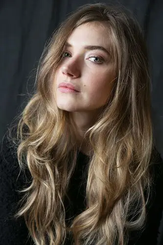 Imogen Poots Protected Face mask - idPoster.com