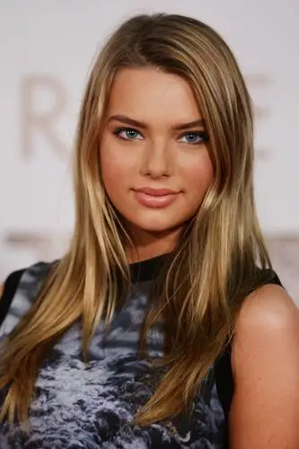 Indiana Evans Wall Poster picture 70420