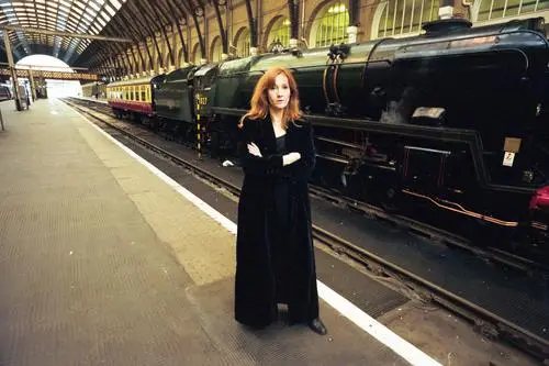 J. K. Rowling Fridge Magnet picture 645134