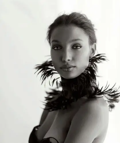 Jasmine Tookes Jigsaw Puzzle picture 636020