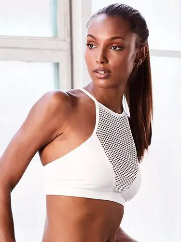 Jasmine Tookes Wall Poster picture 684381
