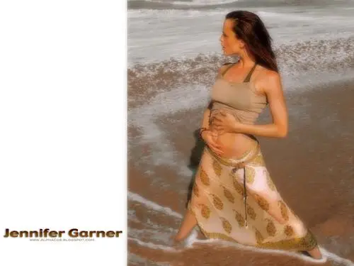 Jennifer Garner Women's Colored  Long Sleeve T-Shirt - idPoster.com