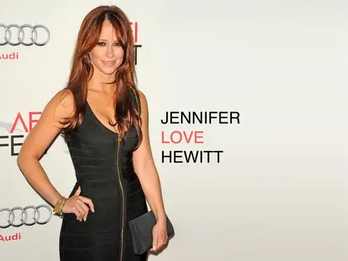 Jennifer Love Hewitt White T-Shirt - idPoster.com