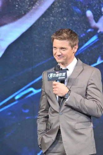 Jeremy Renner Jigsaw Puzzle picture 187321