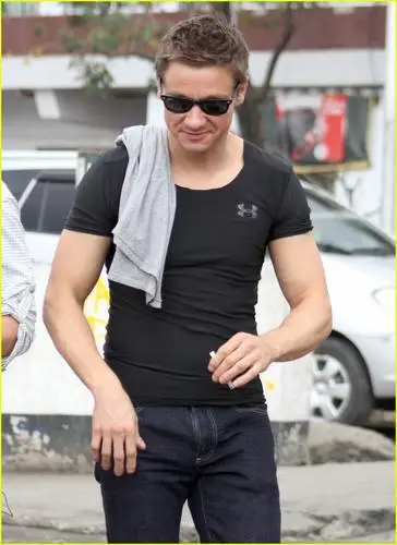Jeremy Renner Wall Poster picture 187345