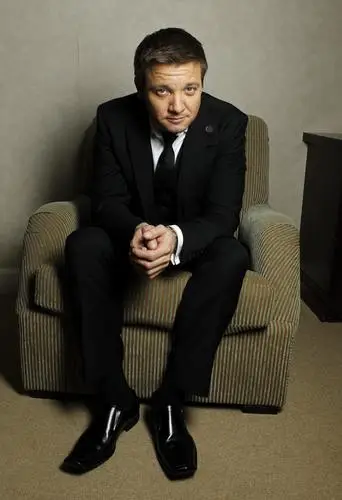 Jeremy Renner Wall Poster picture 637127