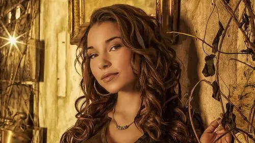 Jessica Parker Kennedy Jigsaw Puzzle picture 637655