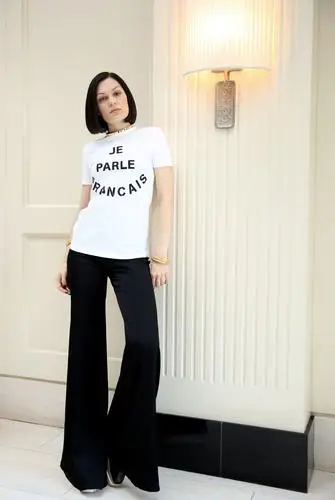 Jessie J Women's Colored  Long Sleeve T-Shirt - idPoster.com