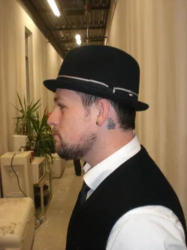 Joel Madden Wall Poster picture 97079