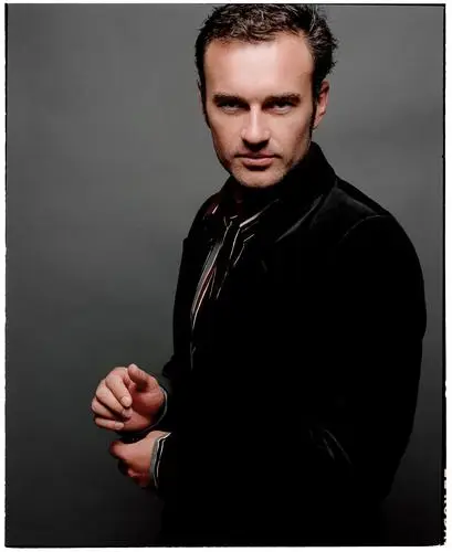 Julian McMahon Wall Poster picture 487186