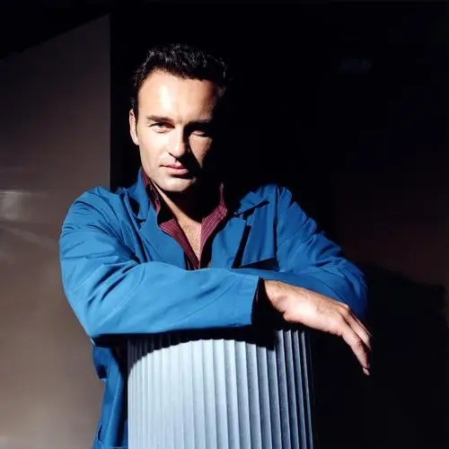 Julian McMahon Wall Poster picture 517061