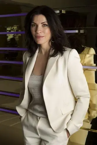 Julianna Margulies Jigsaw Puzzle picture 795222