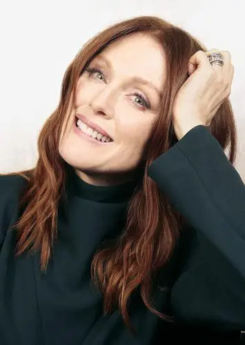 Julianne Moore Wall Poster picture 707060