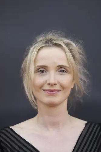 Julie Delpy Wall Poster picture 650692