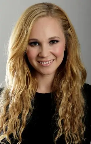 Juno Temple Wall Poster picture 284978