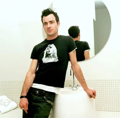 Justin Theroux Men's Colored Hoodie - idPoster.com