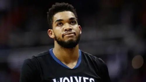 Karl-Anthony Towns Wall Poster picture 692612