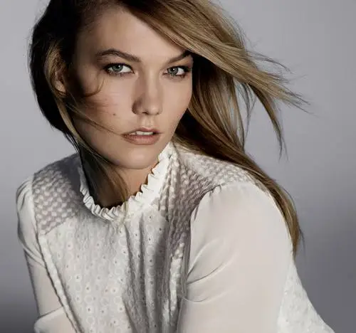 Karlie Kloss Computer MousePad picture 708349