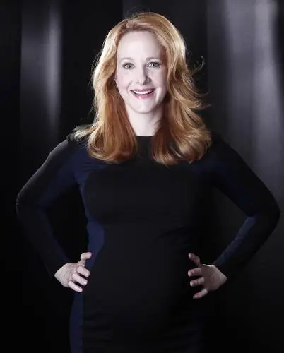 Katie Finneran Wall Poster picture 664672