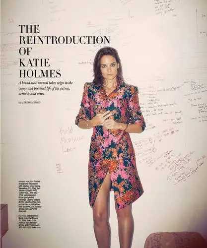 Katie Holmes White T-Shirt - idPoster.com