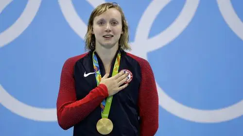 Katie Ledecky Protected Face mask - idPoster.com