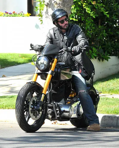 Keanu Reeves Computer MousePad picture 663240
