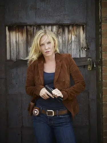 Kelli Giddish Wall Poster picture 665623