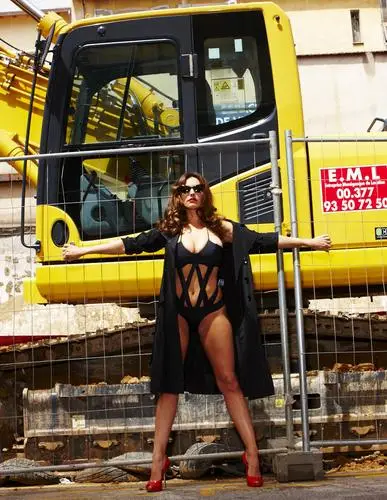 Kelly Brook Jigsaw Puzzle picture 499328