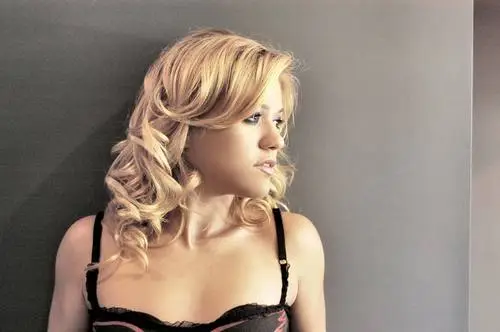 Kelly Clarkson Computer MousePad picture 12040