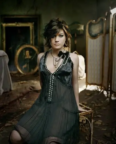 Kelly Clarkson Jigsaw Puzzle picture 65328