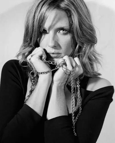 Kelly Reilly Wall Poster picture 666186