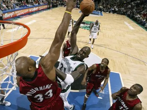 Kevin Garnett Wall Poster picture 185367