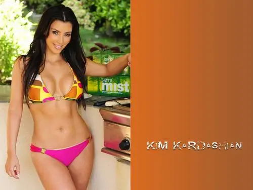 Kim Kardashian Computer MousePad picture 143868