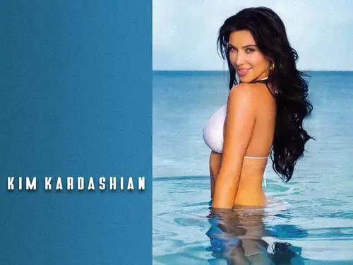 Kim Kardashian Baseball Cap - idPoster.com