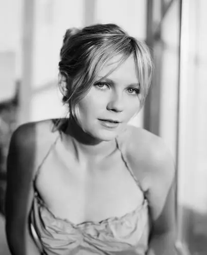 Kirsten Dunst Wall Poster picture 12350