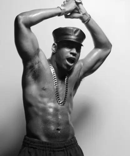 LL Cool J Wall Poster picture 496114