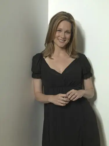 Laura Linney Wall Poster picture 740265